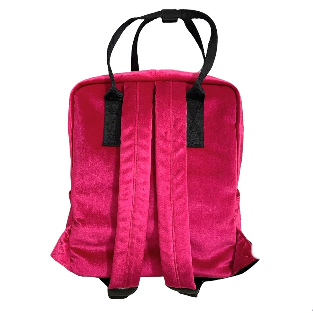 🌀 Betsey Johnson Skull & Roses Velvet Backpack - Picture 6 of 6